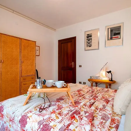 Sardinia Re - Federica's Flat - Free Parking