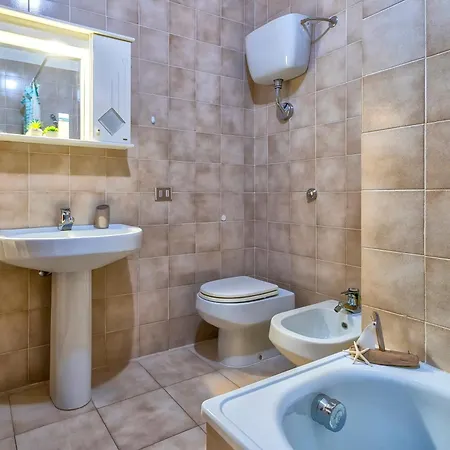 Sardinia Re - Federica's Flat - Free Parking Apartment