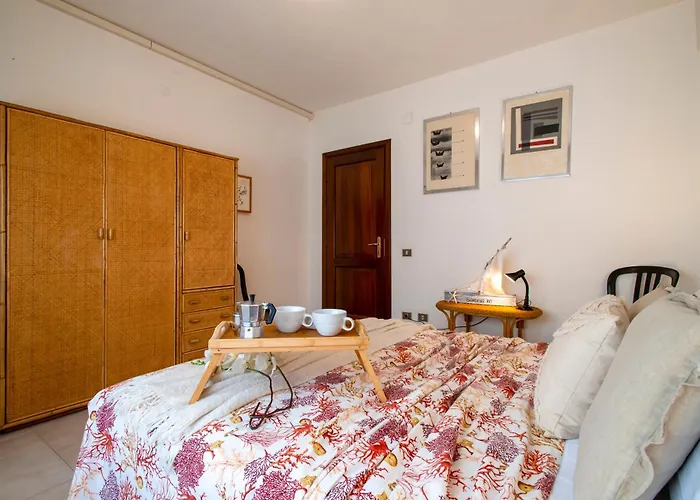 Sardinia Re - Federicas Flat - Free Parking Alghero